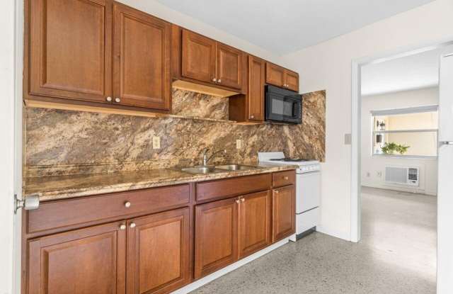 751 Hummingbird Way Gallery 4