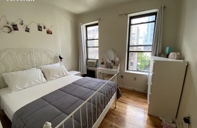 309 West 47th Street - 309 West 47th Street, New York City, NY 10036