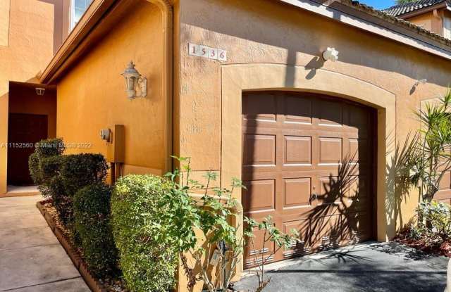 1536 Coronado Rd - 1536 Coronado Road, Weston, FL 33327