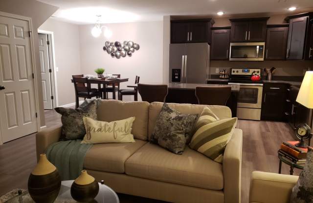 Twinhome in Lakewood Mandan Available NOW! photos photos