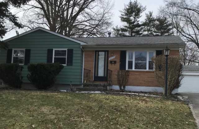 6425 Carriage Ln photos photos