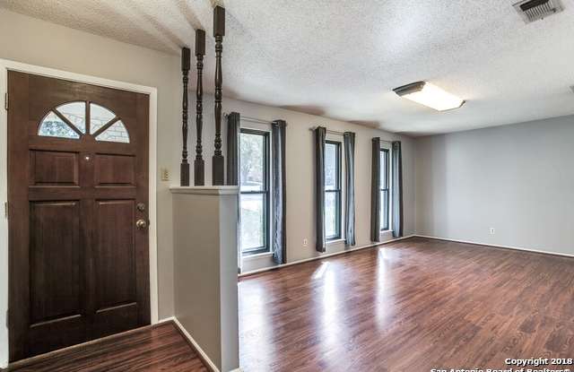 3207 ONEIDA DR Gallery 3
