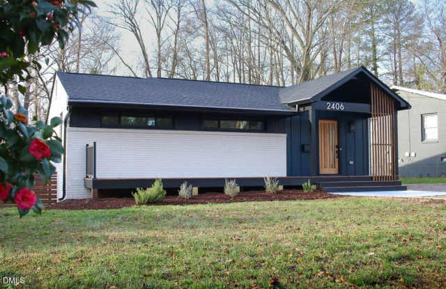 2406 Boswell Road Gallery 1