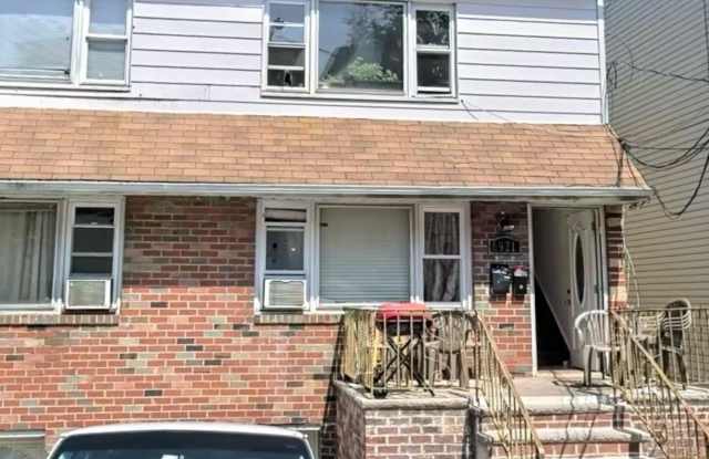 6921 LIBERTY AVE photos photos