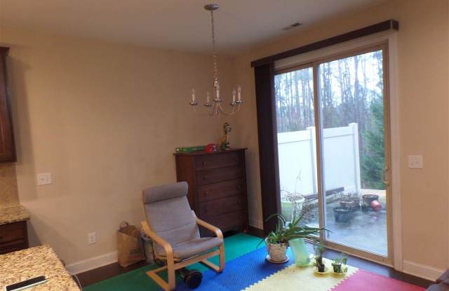 252 Alamosa Place Gallery 4