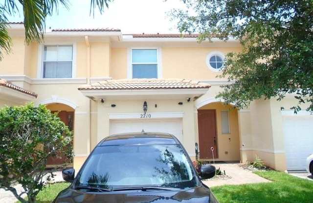 2210 Seminole Palms Drive photos photos