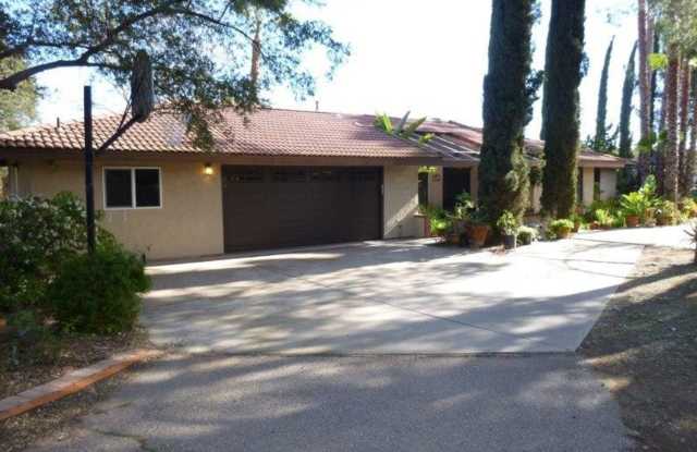 16623 Adrienne Way - 16623 Adrienne Way, Ramona, CA 92065