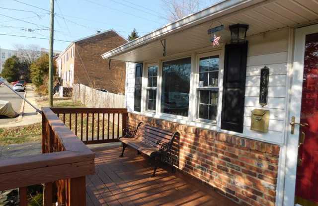 2830 E SIDE DRIVE Gallery 4