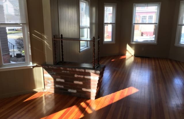 46 Herschel Street 1 - 46 Herschel St, Lynn, MA 01902