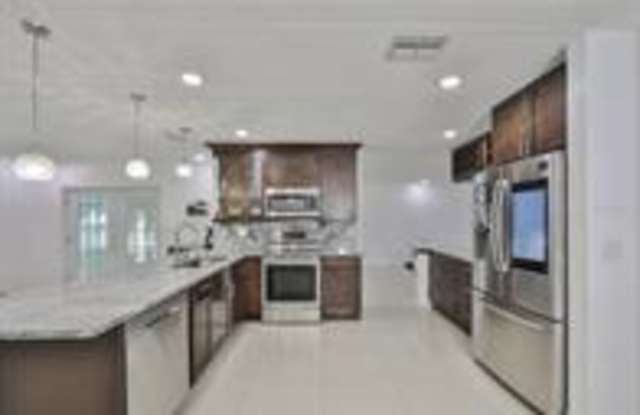 1490 Glenridge Dr Gallery 4
