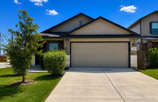 3202 Lamoka Lake, San Antonio, TX 78245 | Home for Rent 78245 Gallery 1