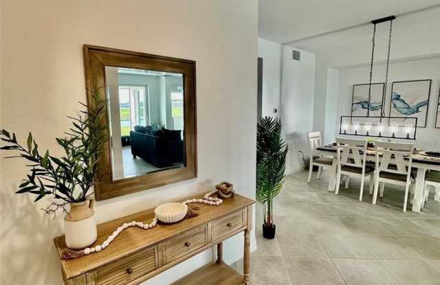 12680 RADIANCE Court Gallery 4