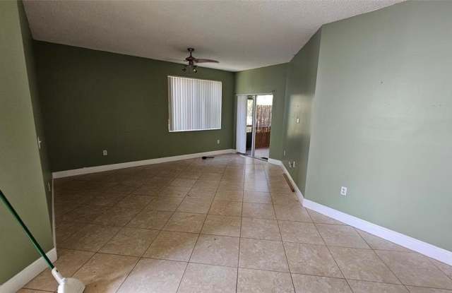 6960 SW 39th St photos photos