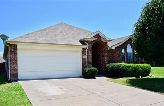1006 Abigail Drive - 1006 Abigail Drive, Arlington, TX 76002