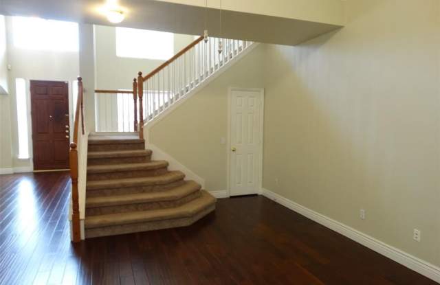 4503 Avebury Drive Gallery 2