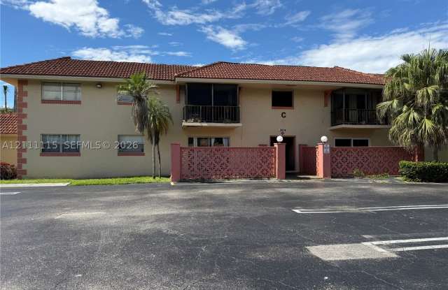 11604 NW 29th Ct Gallery 1