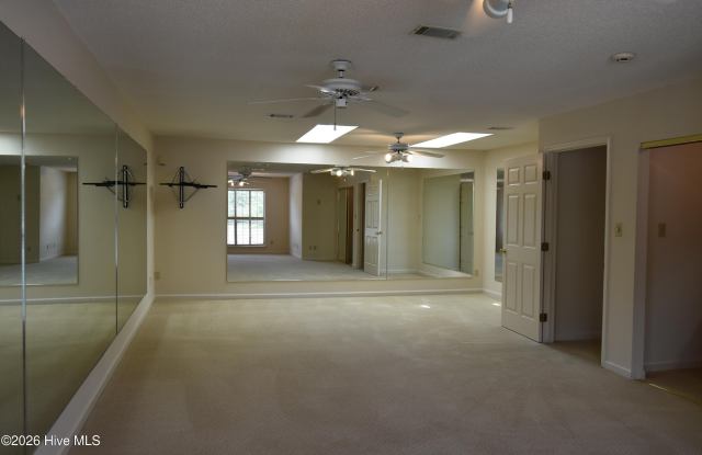 3140 Summerchase Place Gallery 4