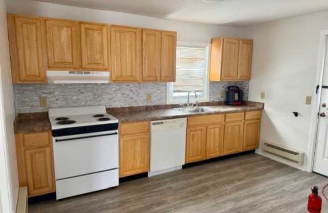 78 Sparta Ave photos photos