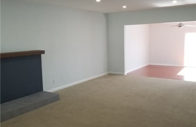 2522 W 118th Place Gallery 4