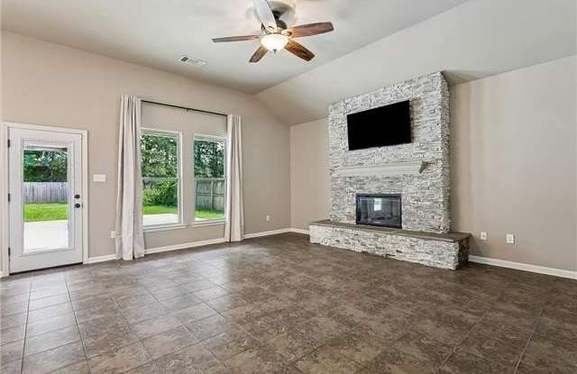 116 MEADOW SPRING Place Gallery 4