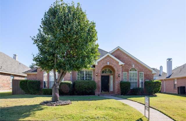 4552 Oak Shores Drive - 4552 Oak Shores Drive, Plano, TX 75024