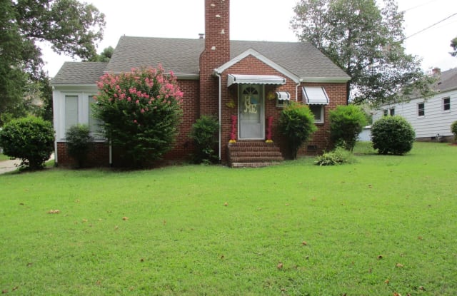 105 Ford Street - 105 Ford Street, Thomasville, NC 27360