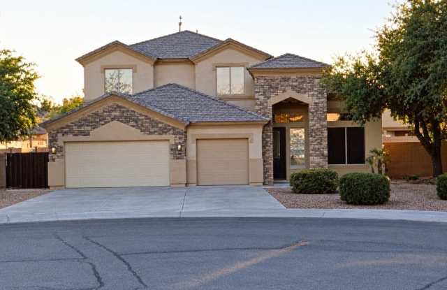 1933 E WINCHESTER Place Gallery 1