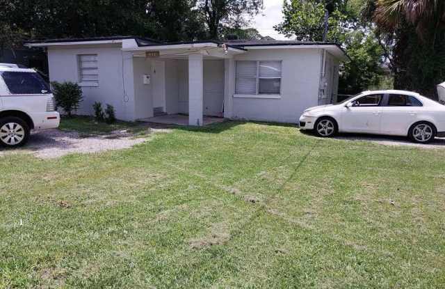 3356 Lenox Ave photos photos