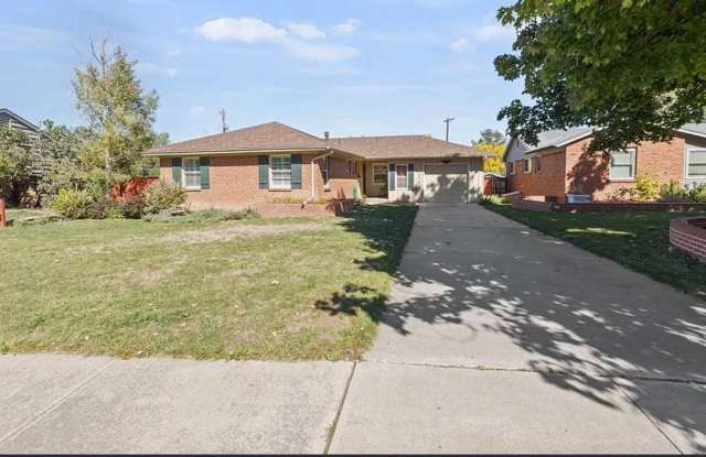 Charming Ranch-Style Home in the Heart of Colorado Springs photos photos