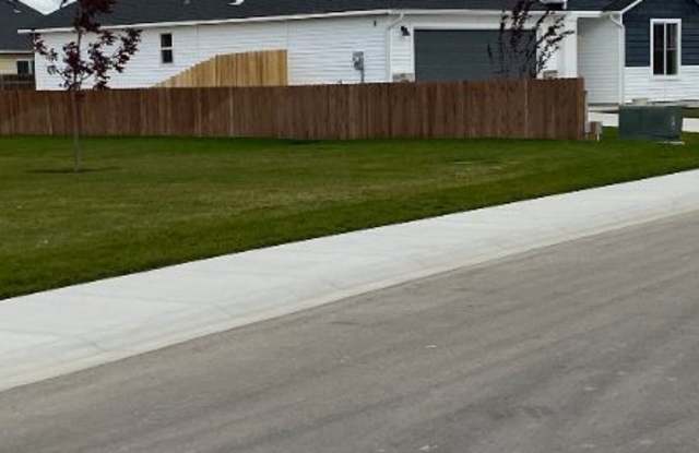 2601 Quaking Ct Gallery 3