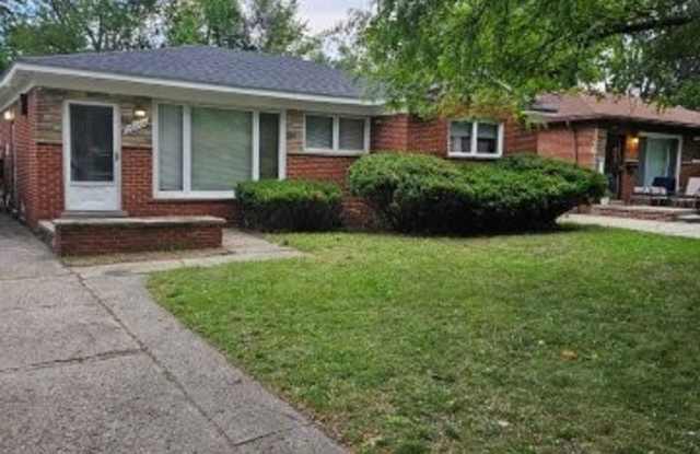 20260 GREENVIEW-3 BEDS & 1.5 BATH FOR RENT! Gallery 1
