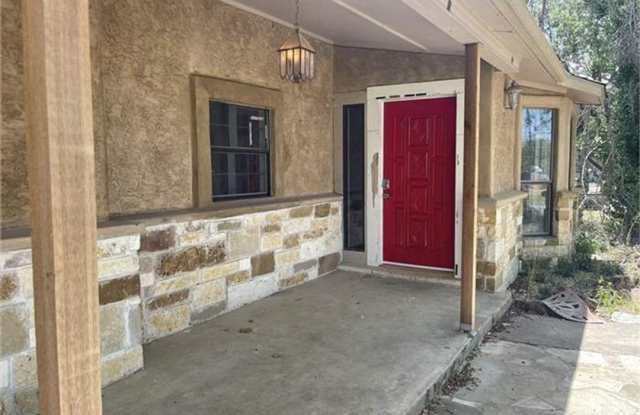 Discover your dream home in this beautifully renovated four-bedroom, two-bathroom house. - 608 East 19th Street, Georgetown, TX 78626 Discover your dream home in this beautifully renovated four-bedroom, two-bathroom house. - 608 East 19th Street, Georgetown, TX 78626