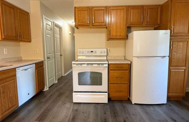 3935 Oregon Ave N photos photos