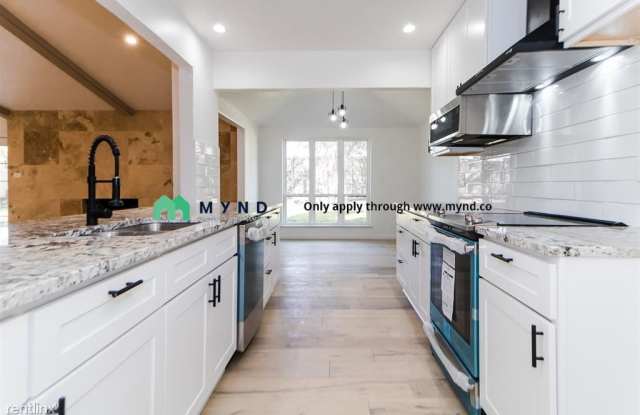 3821 Goodfellow Dr Gallery 3