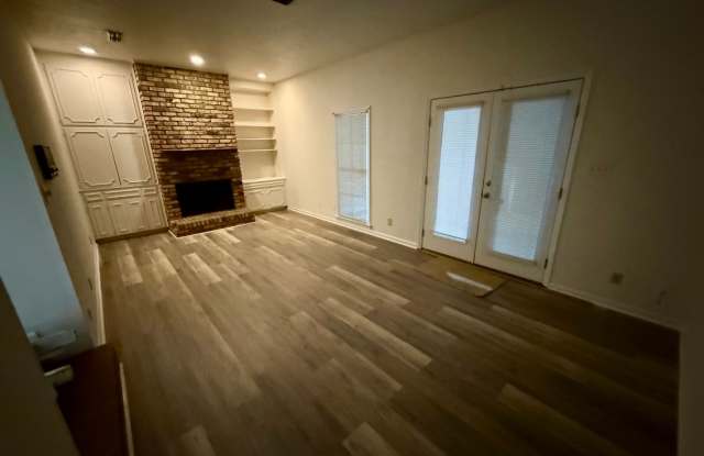 2066 Rexford Road Gallery 3
