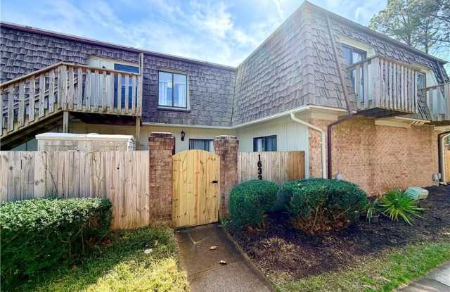 1633 Ocean Bay Drive Gallery 1