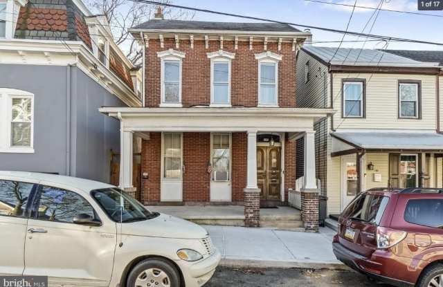 148 WALNUT Street photos photos