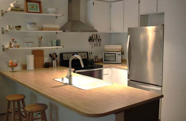 * Coming Soon * 1 Bedroom Condo for Rent photos photos