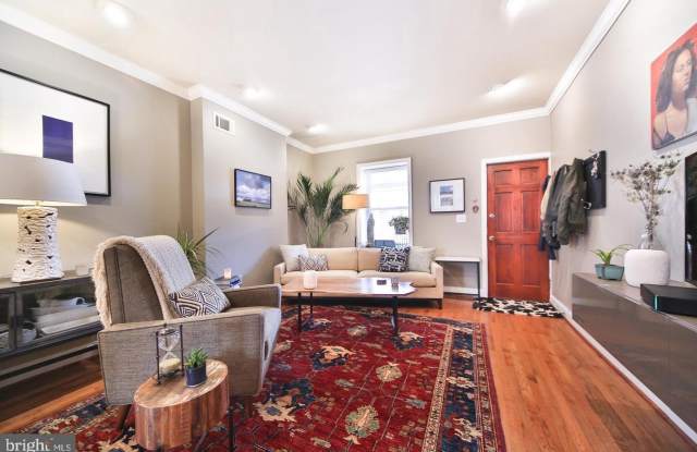 107 FORD Street Gallery 2