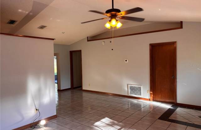780 W LUDLUM Drive Gallery 3