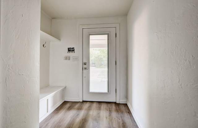1222 Camden Way Gallery 2