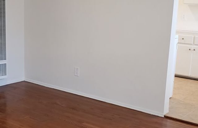 4355 Texas Street Gallery 3