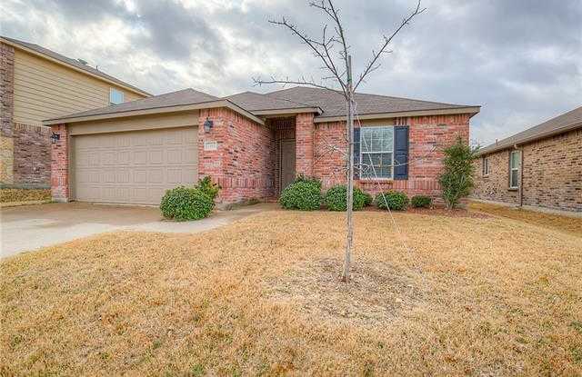 2416 Canchim Street - 2416 Canchim Street, Fort Worth, TX 76131