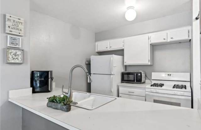 14063 Bayside Dr Gallery 3
