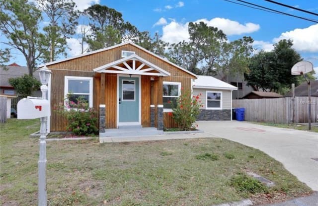 1113 Michigan Dr N - 1113 Michigan Drive North, Dunedin, FL 34698