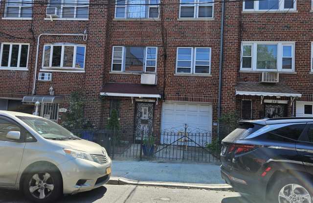 25-31 42nd Street photos photos