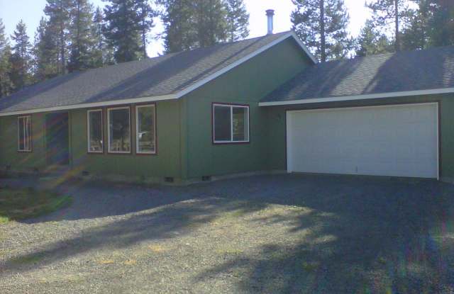 Rare 4 Bed 2 Bath with Attached Garage - 53617 Big Timber Lane, Deschutes County, OR 97739