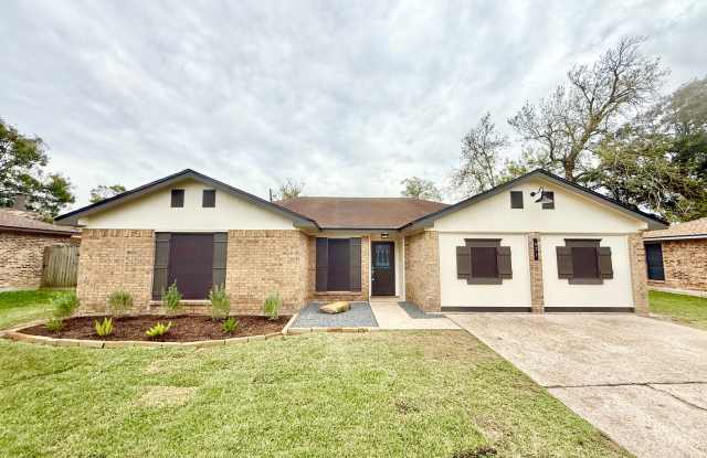 Beautiful and Spacious 4/2 Home in Richwood photos photos