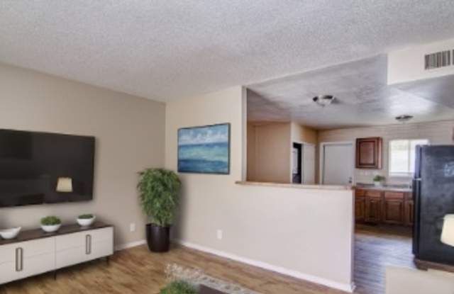 1810 N 51st Street - 9 photos photos