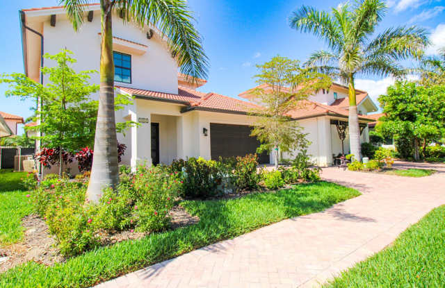 ** NEW CONSTRUCTION SINGLE FAMILY TWO-STORY PRIVATE POOL HOME **  LELY RESORT ** CORDOBA PLACE ** OPTIONAL PLAYER'S CLUB TRANSFER ** 4 BED-3 BATH ** Gallery 3
